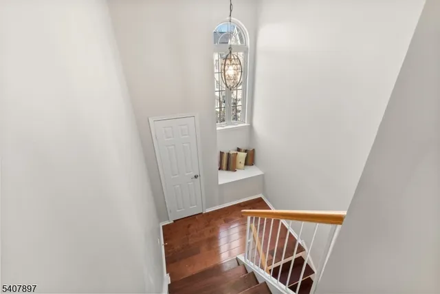 $599,999 | 57 Daria Lane, Berkeley Heights, NJ 07922