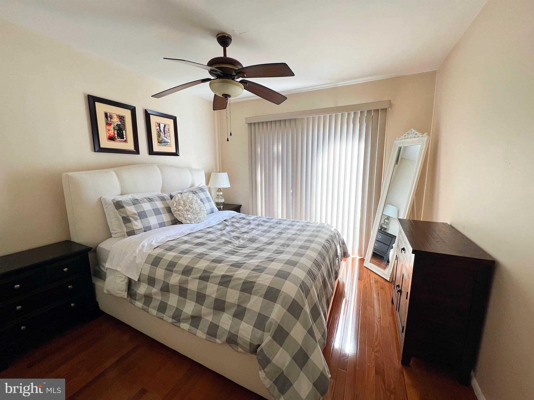 1610 Valencia Way Reston, VA 20190 - Photo 13 of 19 3rd Bedroom with a walkout to balcony