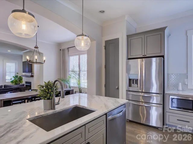 $975,000 | 2574 Barry Street, Charlotte, NC 28205