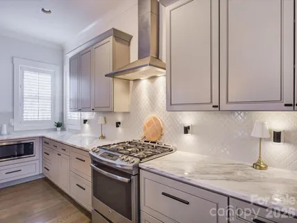 $955,000 | 2574 Barry Street, Charlotte, NC 28205