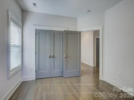 $955,000 | 2574 Barry Street, Charlotte, NC 28205