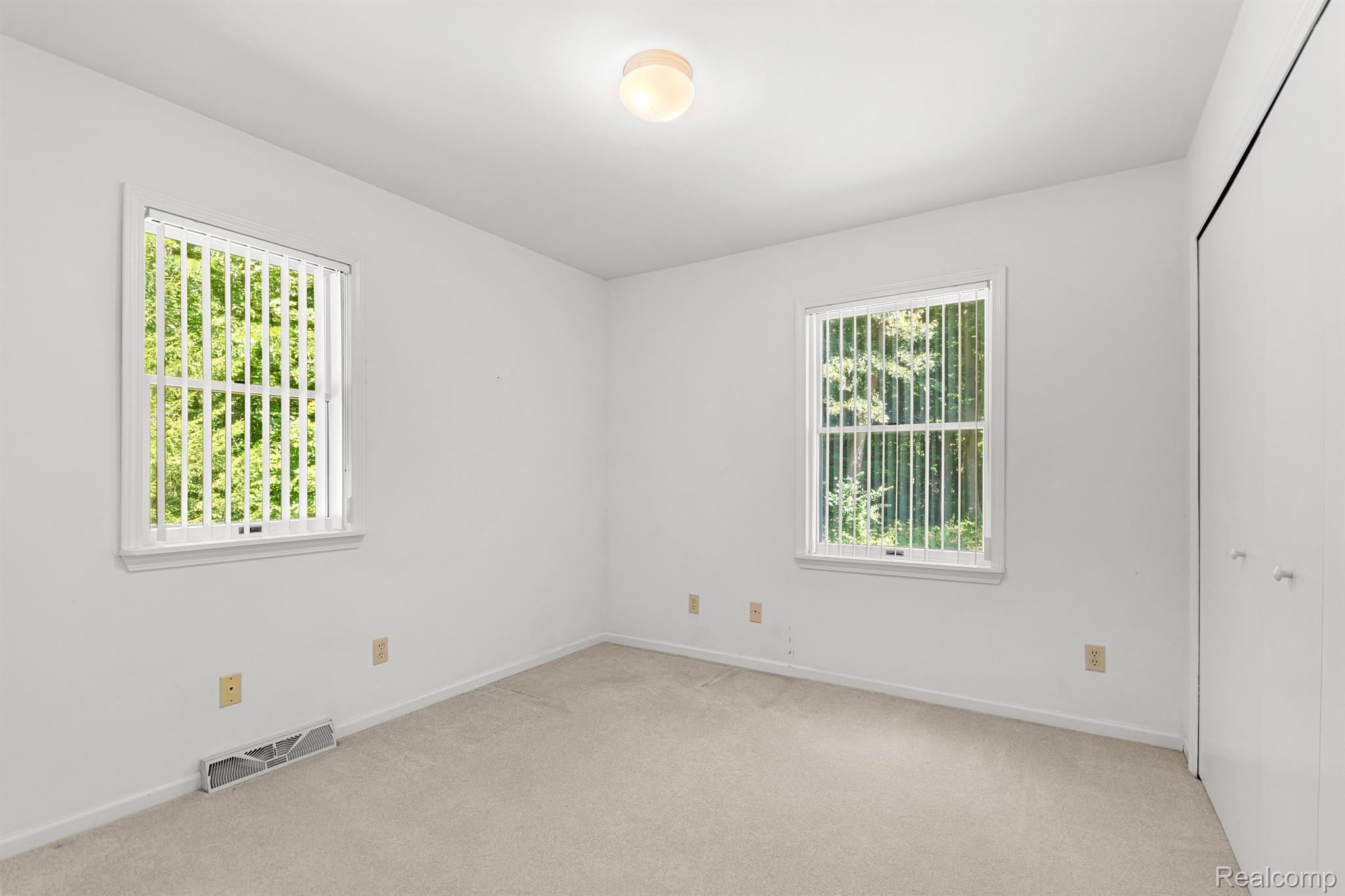 6161 Latson Court Howell, MI 48855 - Photo 16 of 60 Gallery Image 16