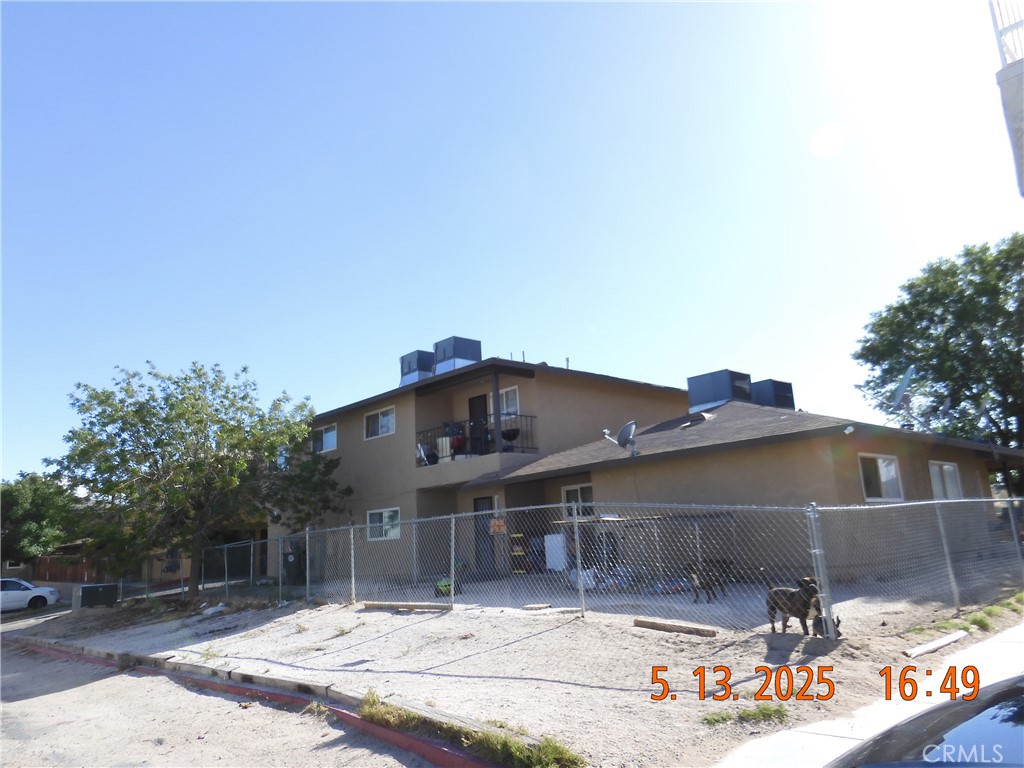 1131 Barstow Road Barstow, CA 92311 - Photo 5 of 36 Back of the building looking SW from the NE corner of the property