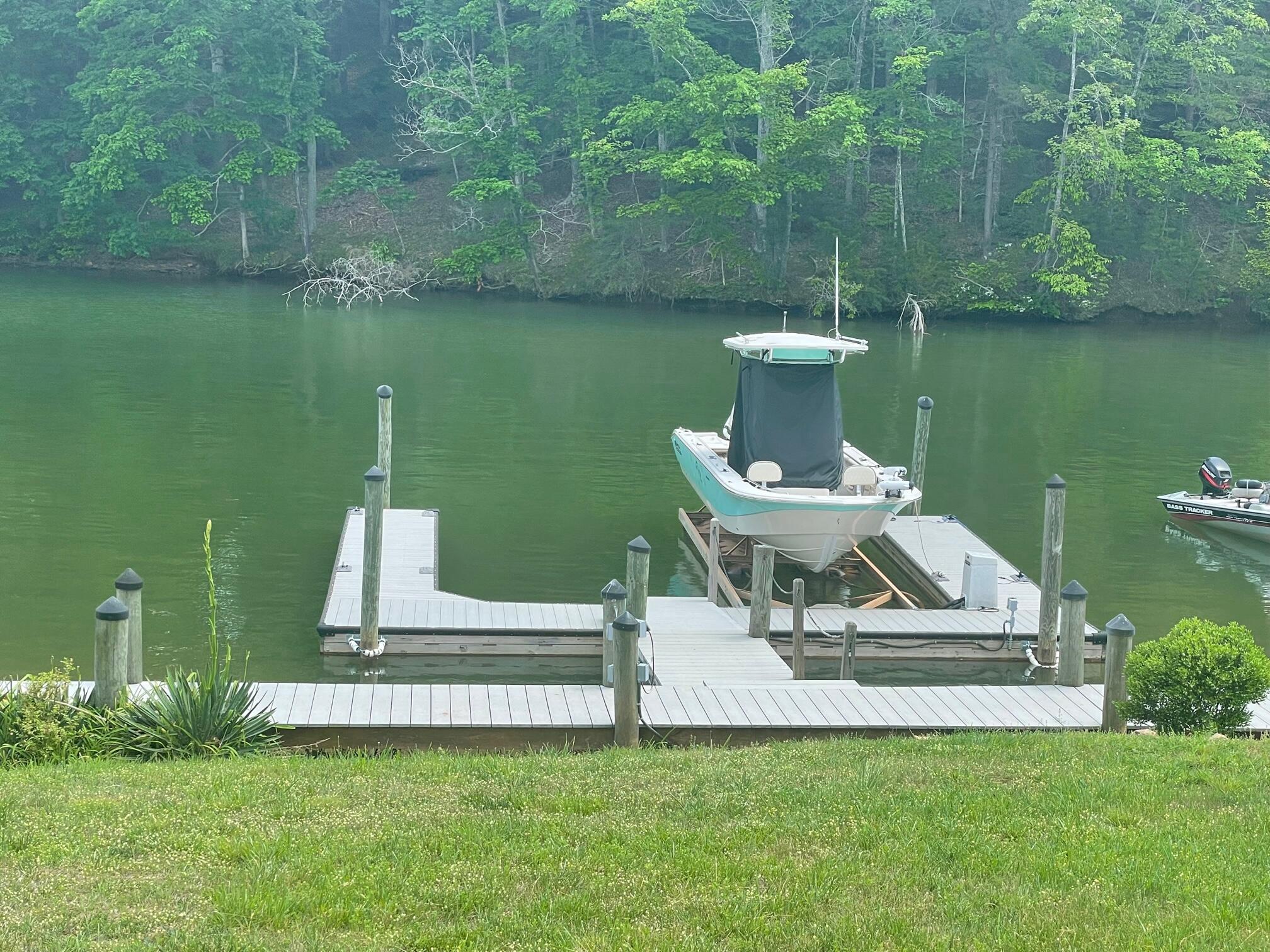 Lot 11 Mallard Point Road Wirtz, VA 24184 - Photo 1 of 7 Dock F6