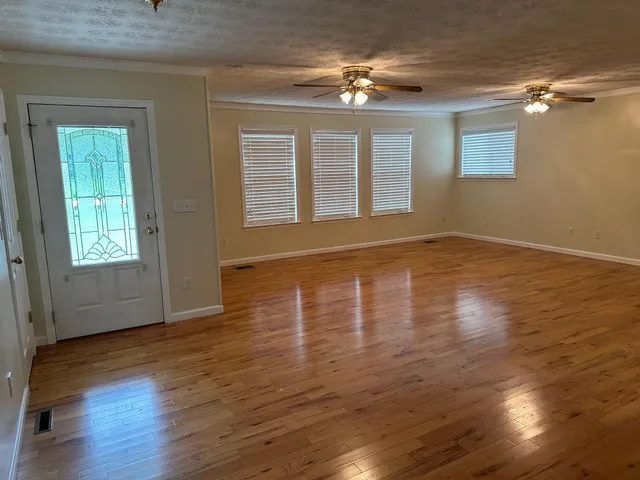 $679,900 | 305 Medlin Pike, Evensville, TN 37332