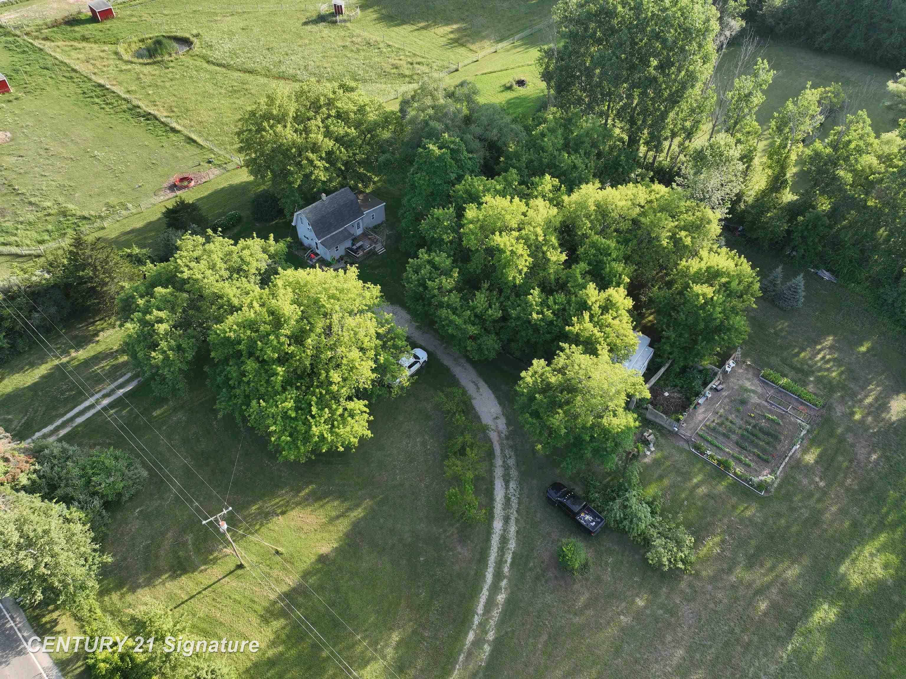 6721 North Neiner Road Beaverton, MI 48612 - Photo 29 of 49 50195713-80674502-d9f3-4b25-a060-dd1c525a0d28.JPG
