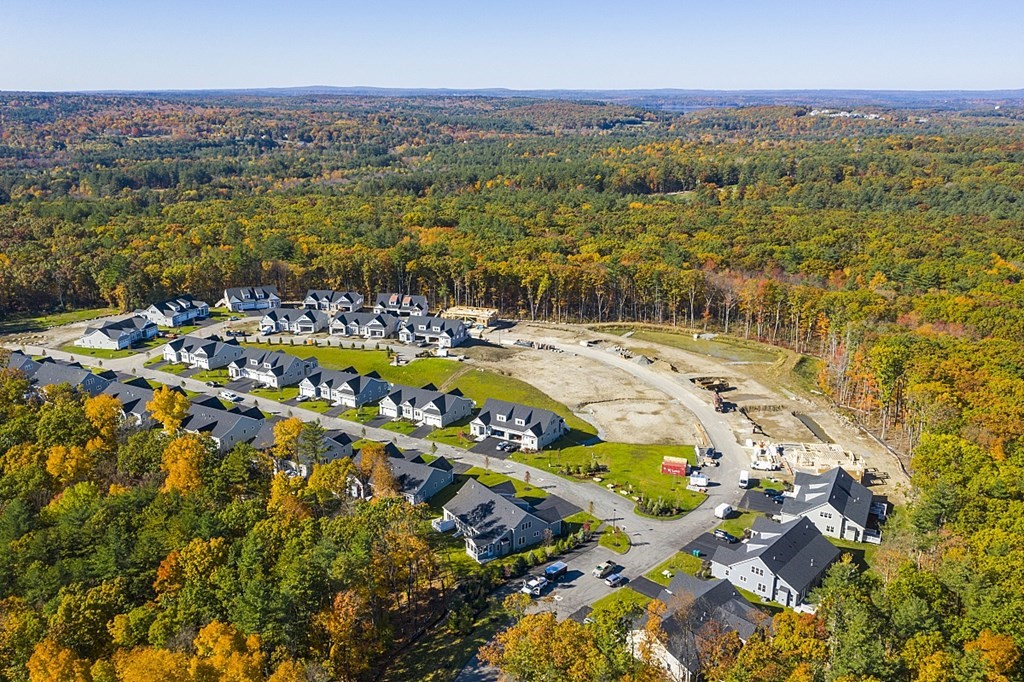 29 Wheeler Hill Road, Unit 15 Berlin, MA 01503 - Photo 1 of 1 Gallery Image 1