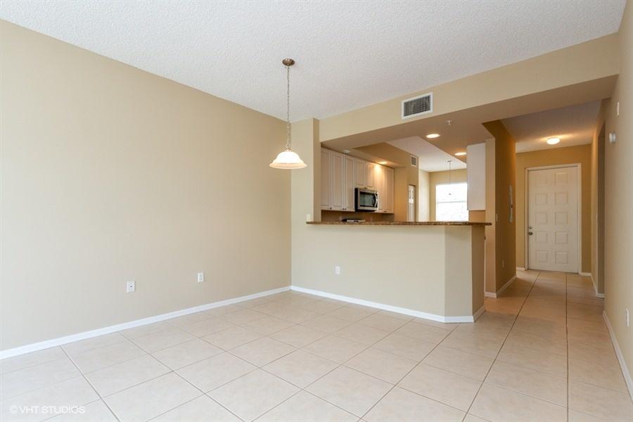 27 Royal Palm Way, Unit 304 Boca Raton, FL 33432 - Photo 5 of 26 05_27ROYALPALMWAY304_2005_LowRes