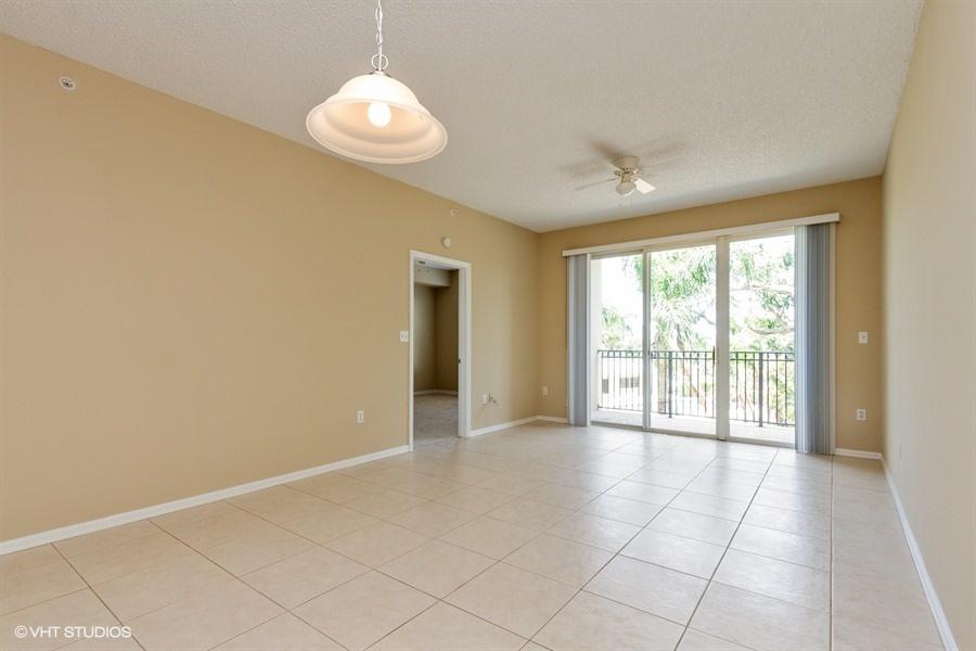 27 Royal Palm Way, Unit 304 Boca Raton, FL 33432 - Photo 8 of 26 08_27ROYALPALMWAY304_2008_LowRes
