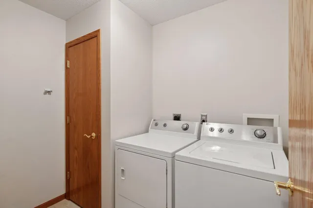 $380,000 | 101 La Costa Lane, Mankato, MN 56001