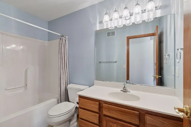 $380,000 | 101 La Costa Lane, Mankato, MN 56001