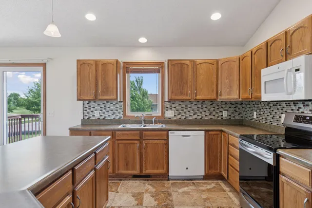 $380,000 | 101 La Costa Lane, Mankato, MN 56001