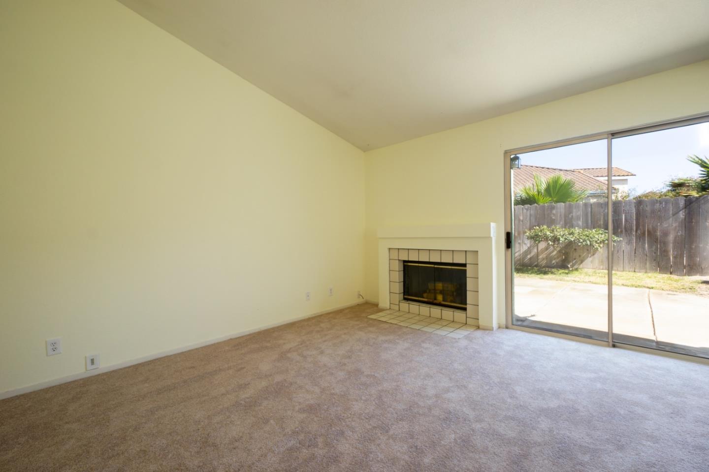 3236 De Forest Road Marina, CA 93933 - Photo 7 of 16 Gallery Image 7