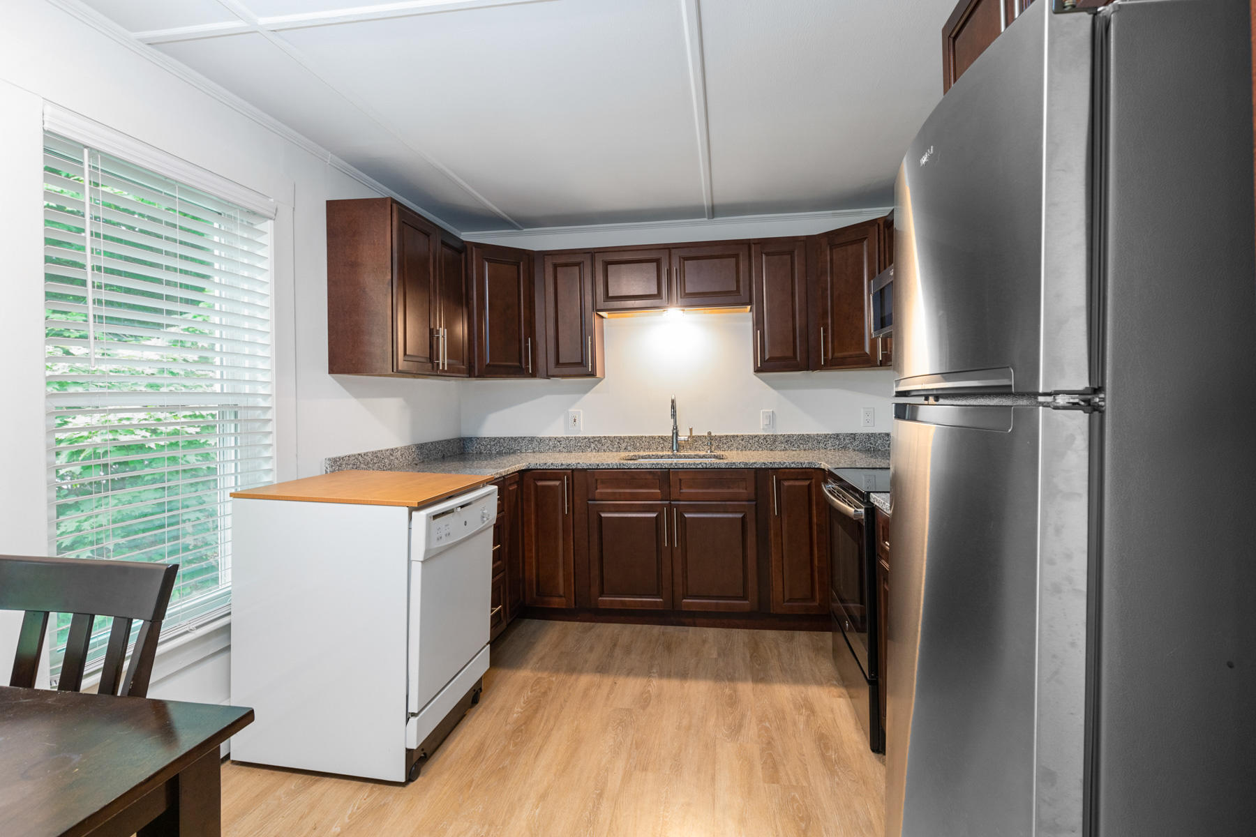 91 Sullivan Street Berwick, ME 03901 - Photo 6 of 54 Secoast-Re-Photos-3