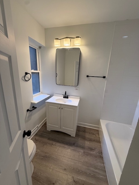 2003 West Fargo Avenue, Unit 2 Chicago, IL 60645 - Photo 12 of 13