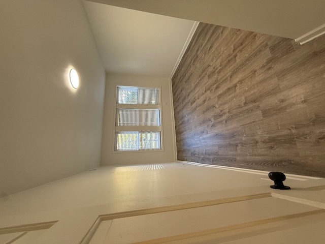 2003 West Fargo Avenue, Unit 2 Chicago, IL 60645 - Photo 6 of 13