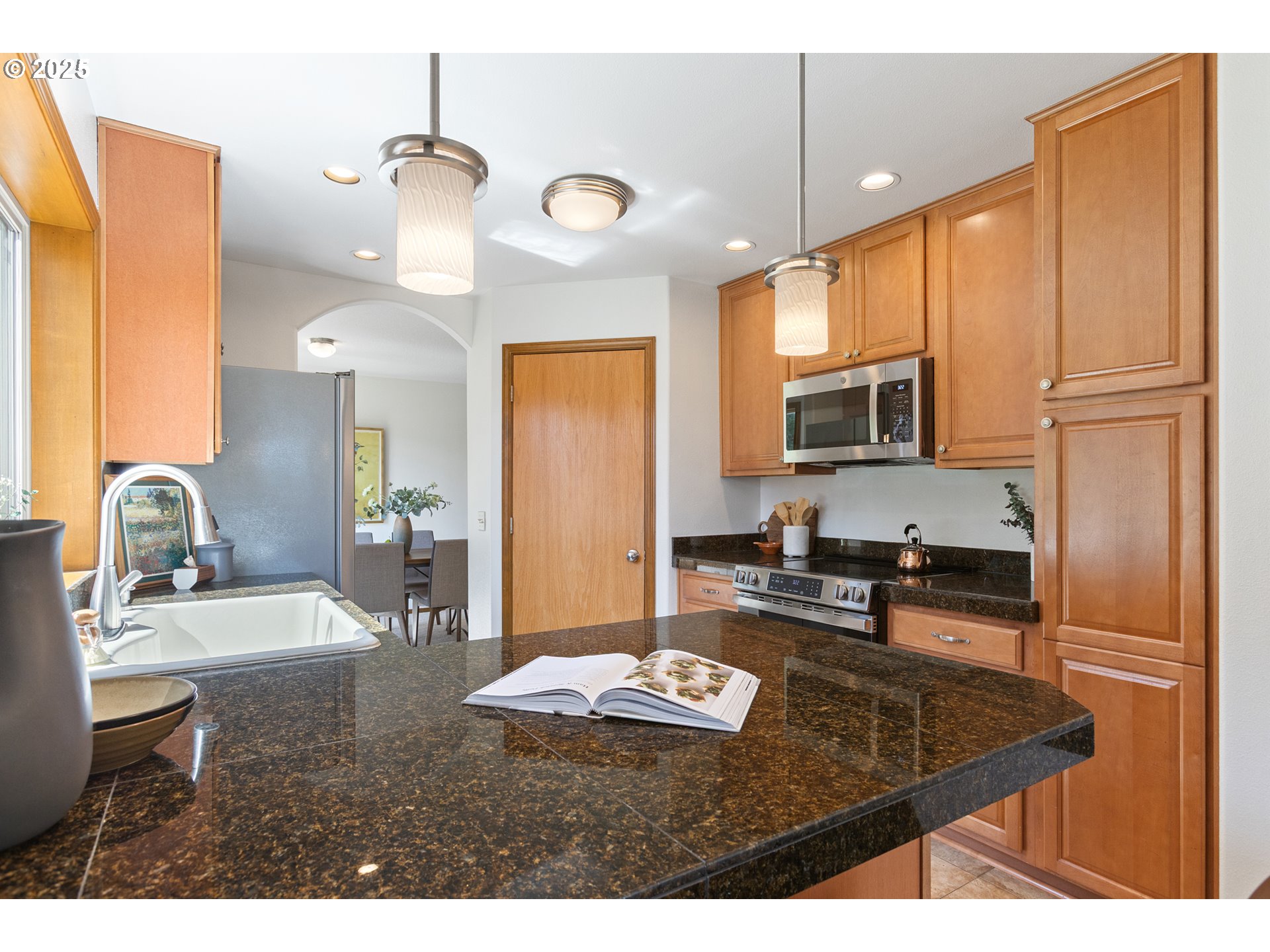 21805 Boones Ferry Road Northeast Aurora, OR 97002 - Photo 25 of 48