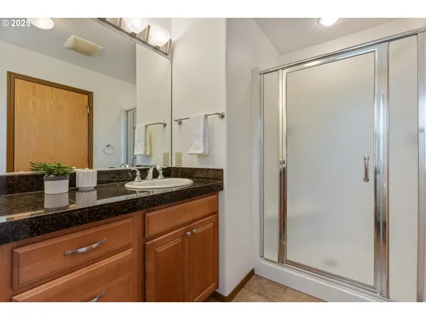 $1,495,000 | 21805 Boones Ferry Road Northeast, Aurora, OR 97002