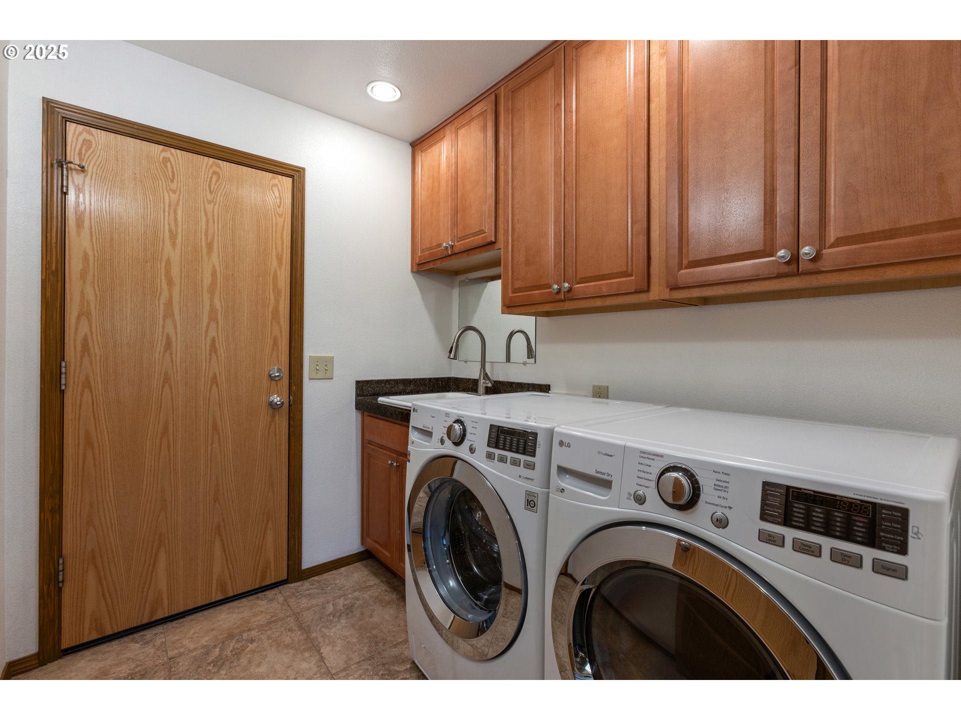 21805 Boones Ferry Road Northeast Aurora, OR 97002 - Photo 39 of 48