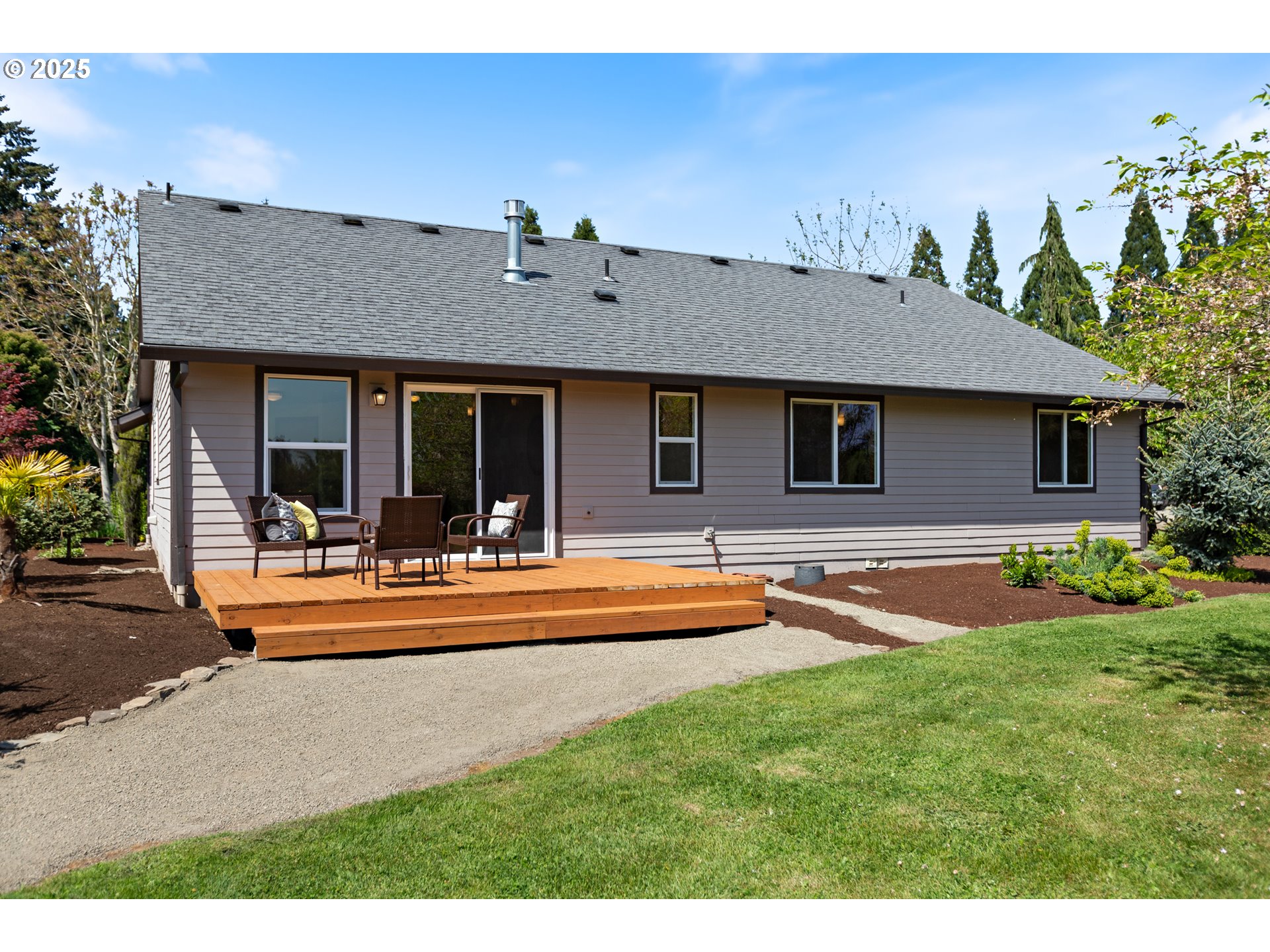 21805 Boones Ferry Road Northeast Aurora, OR 97002 - Photo 43 of 48