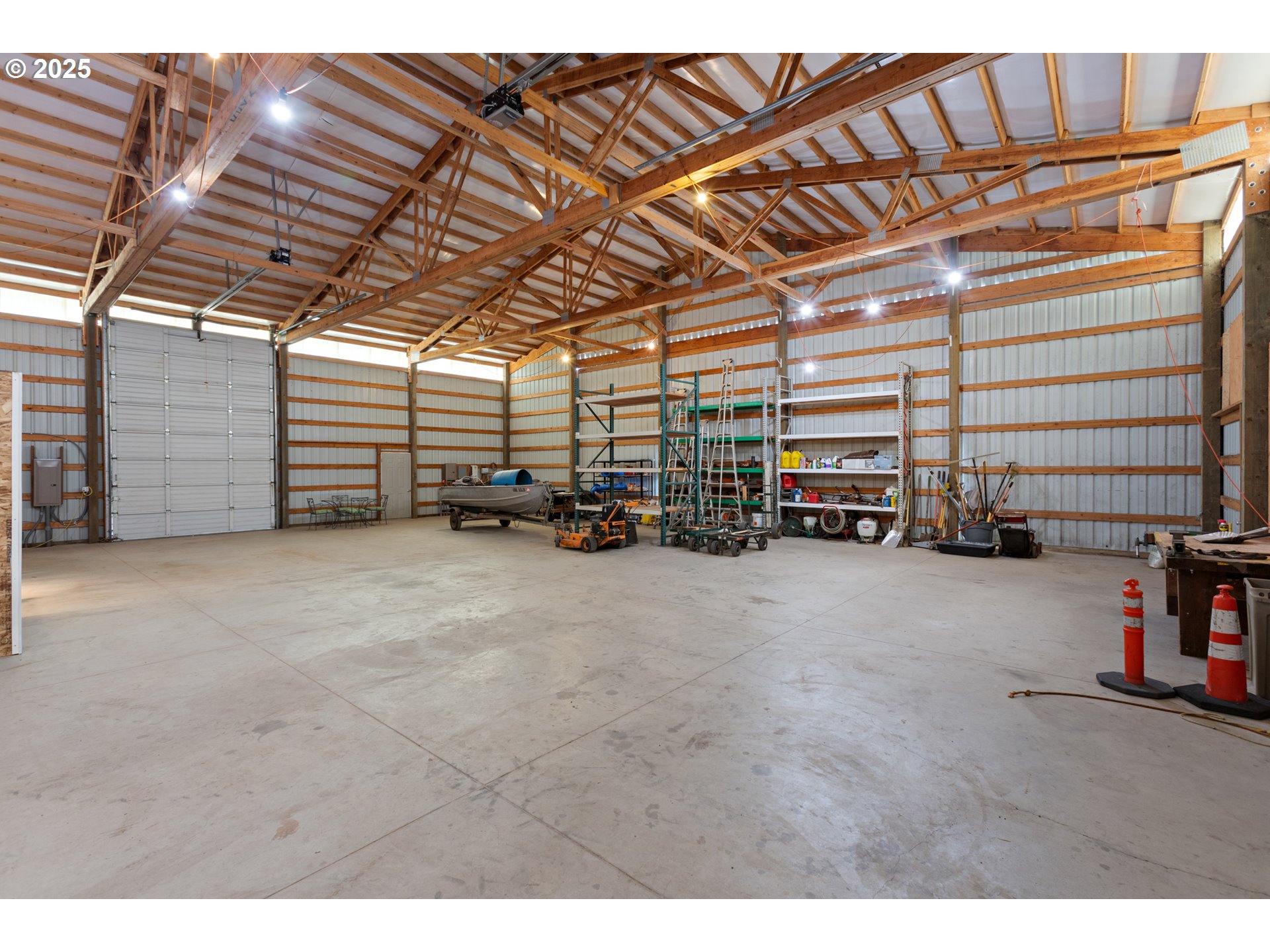 21805 Boones Ferry Road Northeast Aurora, OR 97002 - Photo 7 of 48