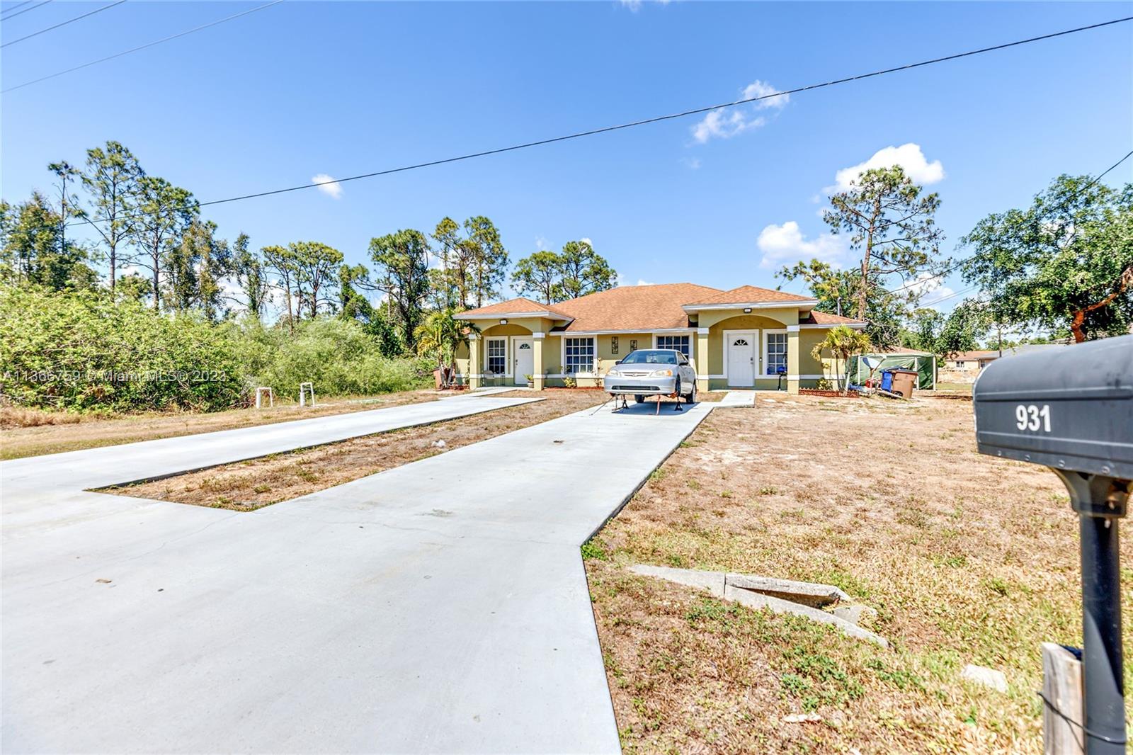 929-931 Meadow Road Lehigh Acres, FL 33973 - Photo 1 of 37