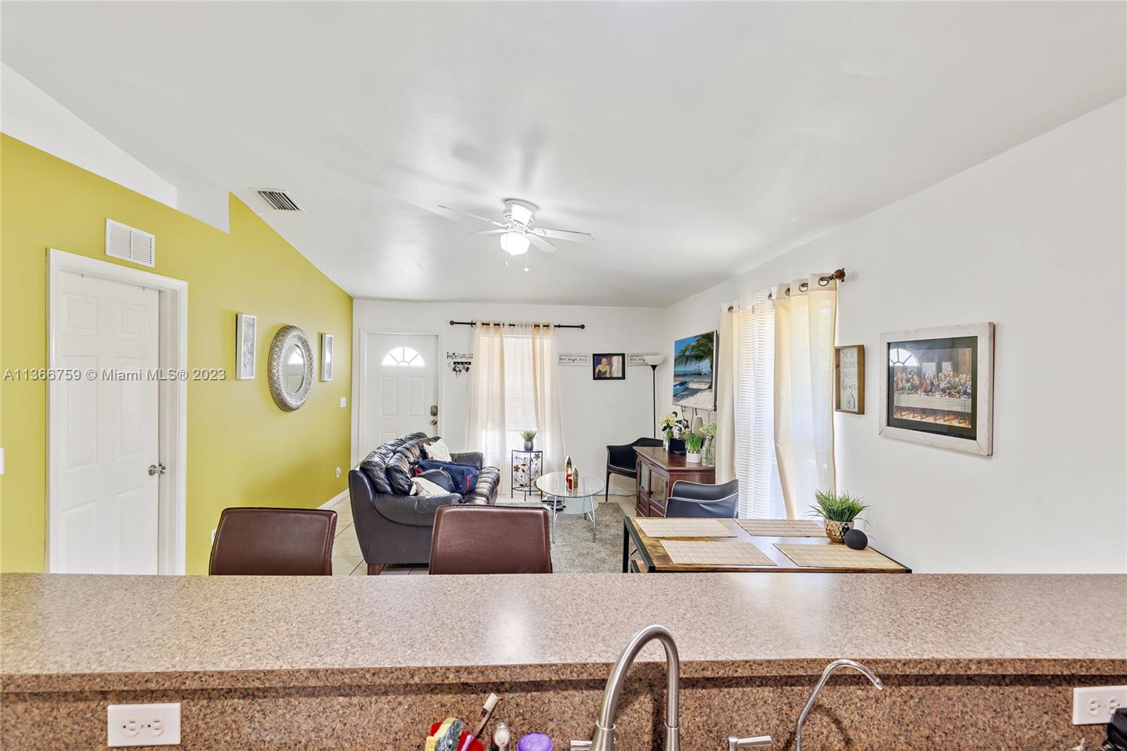 929-931 Meadow Road Lehigh Acres, FL 33973 - Photo 12 of 37