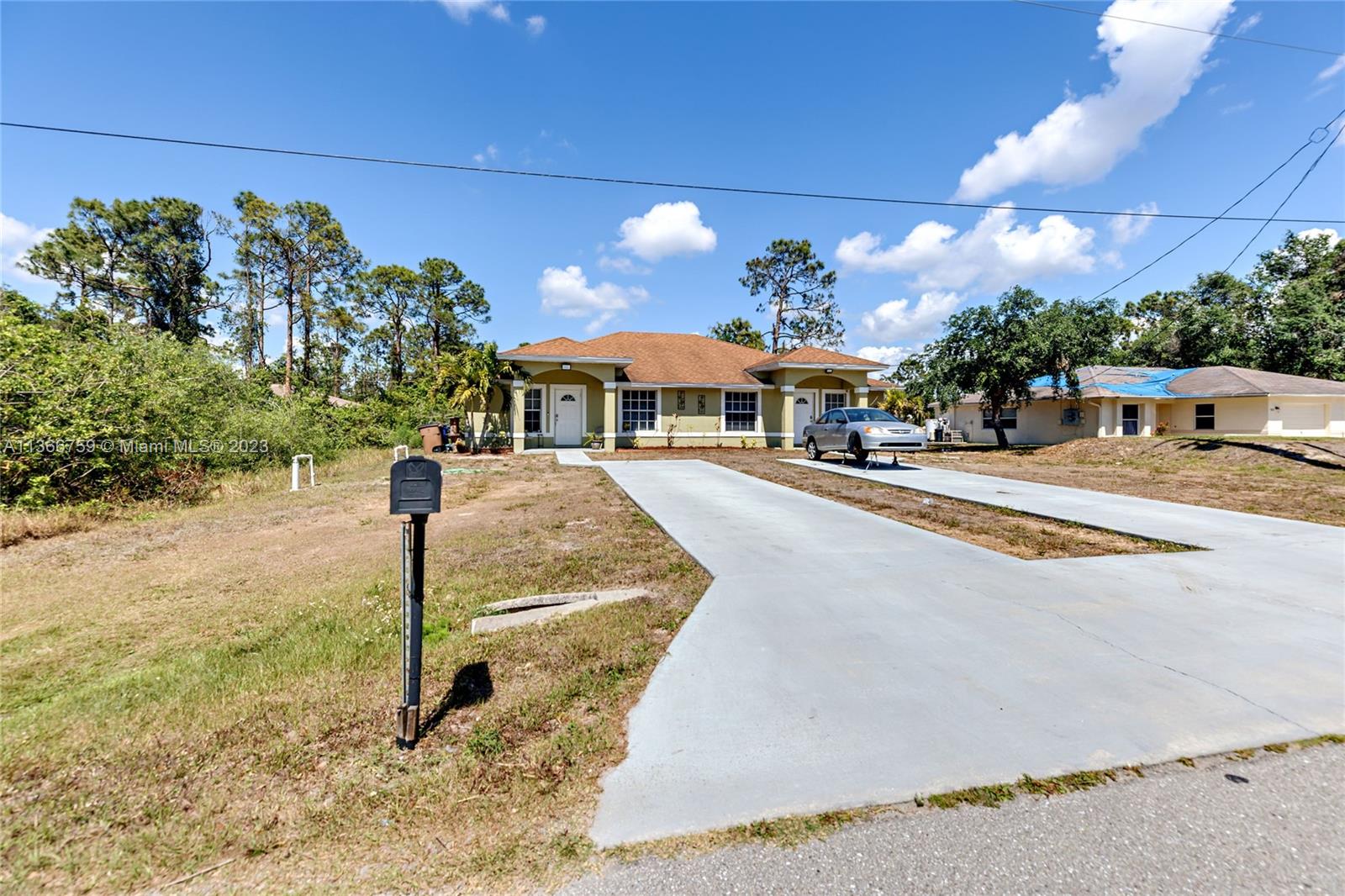 929-931 Meadow Road Lehigh Acres, FL 33973 - Photo 2 of 37