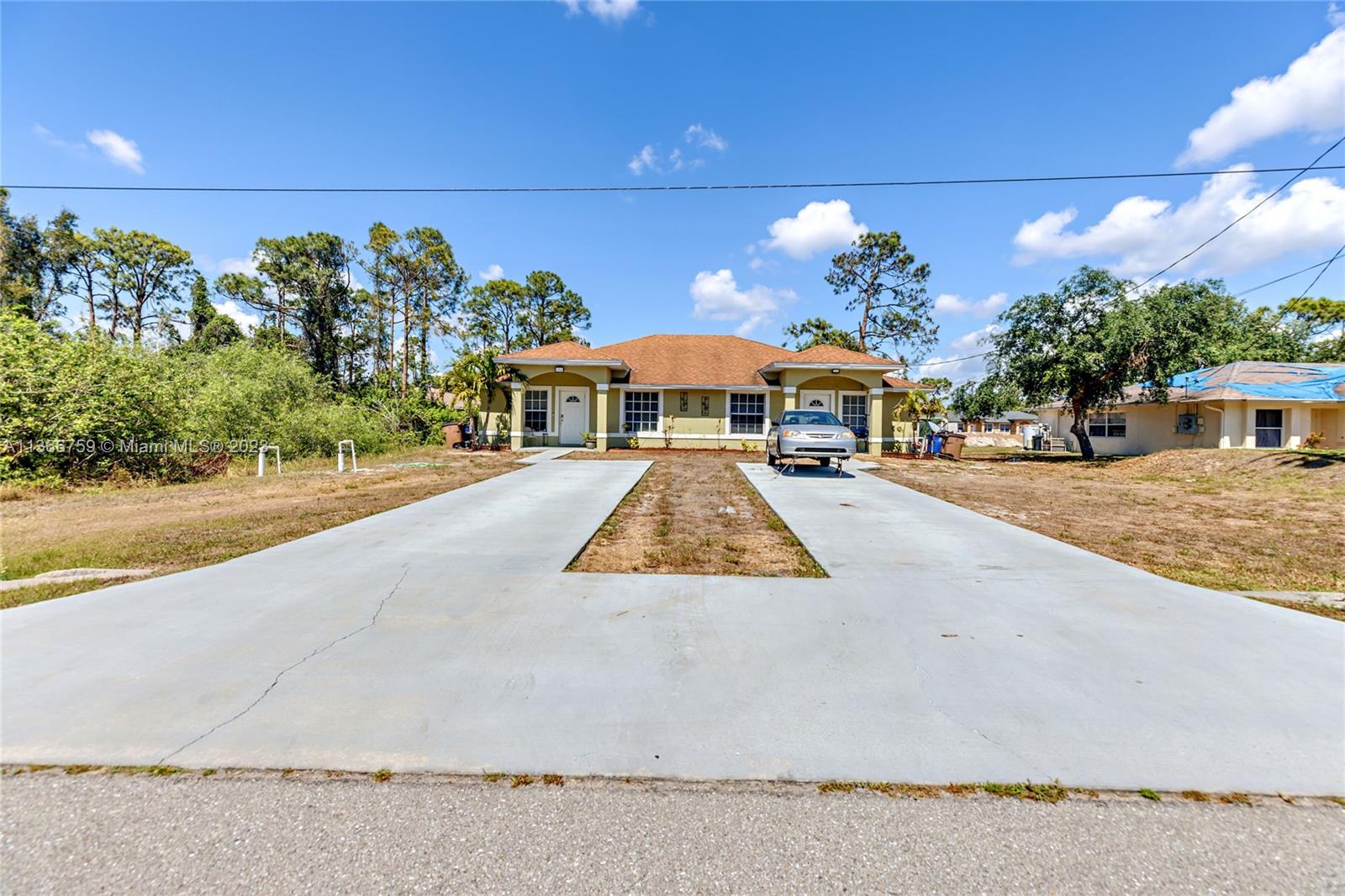 929-931 Meadow Road Lehigh Acres, FL 33973 - Photo 3 of 37