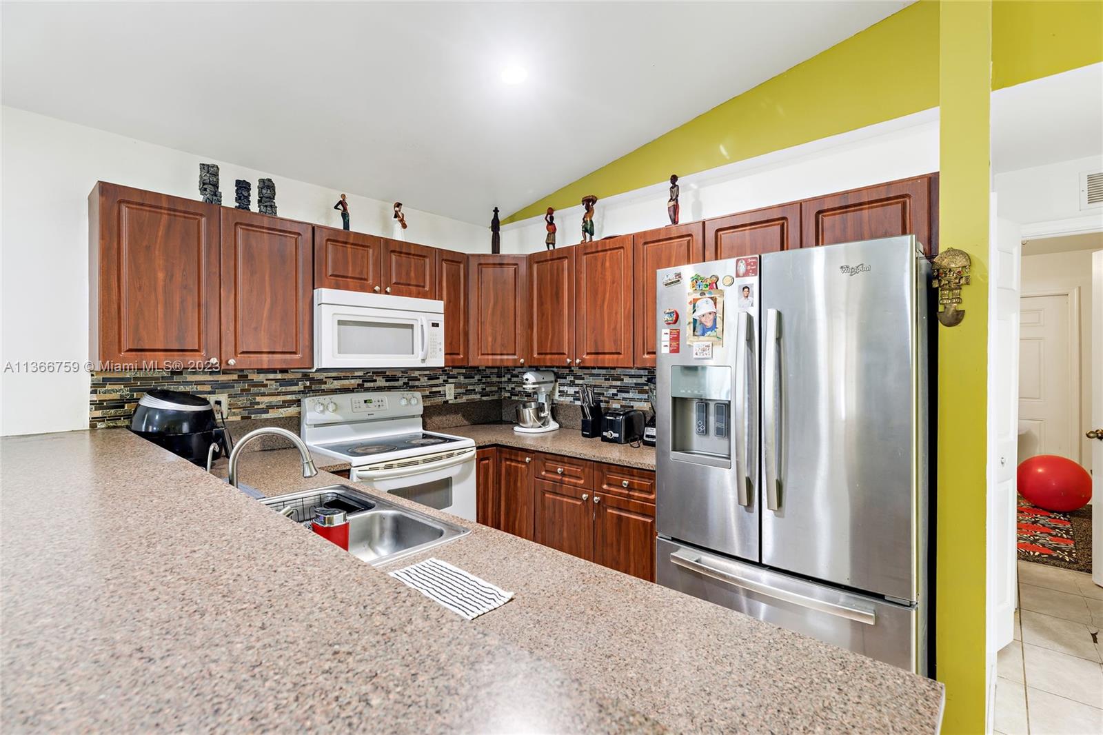 929-931 Meadow Road Lehigh Acres, FL 33973 - Photo 4 of 37