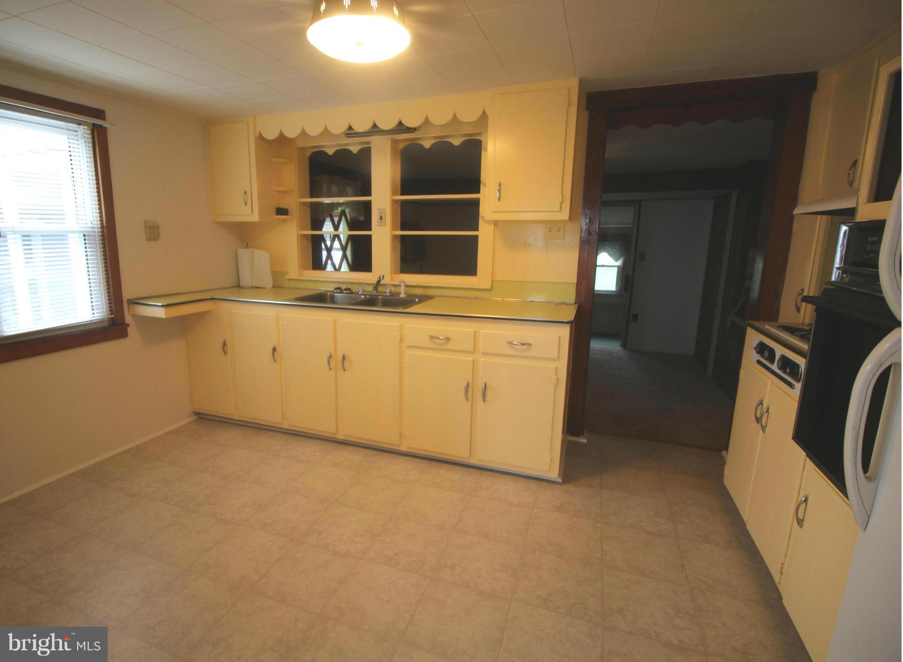 14602 Roddy Road Thurmont, MD 21788 - Photo 11 of 22 Kitchen