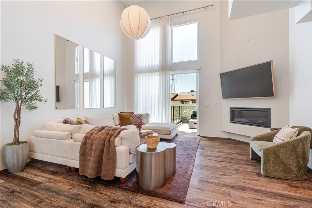 2707 Rockefeller Lane, Unit B Redondo Beach, CA 90278 - Photo 11 of 34 Gallery Image 11