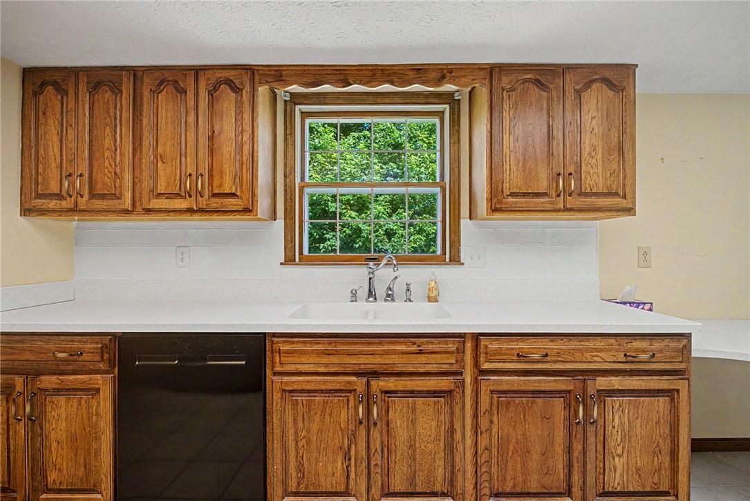 9909 Sheehan Road Centerville, OH 45458 - Photo 17 of 50