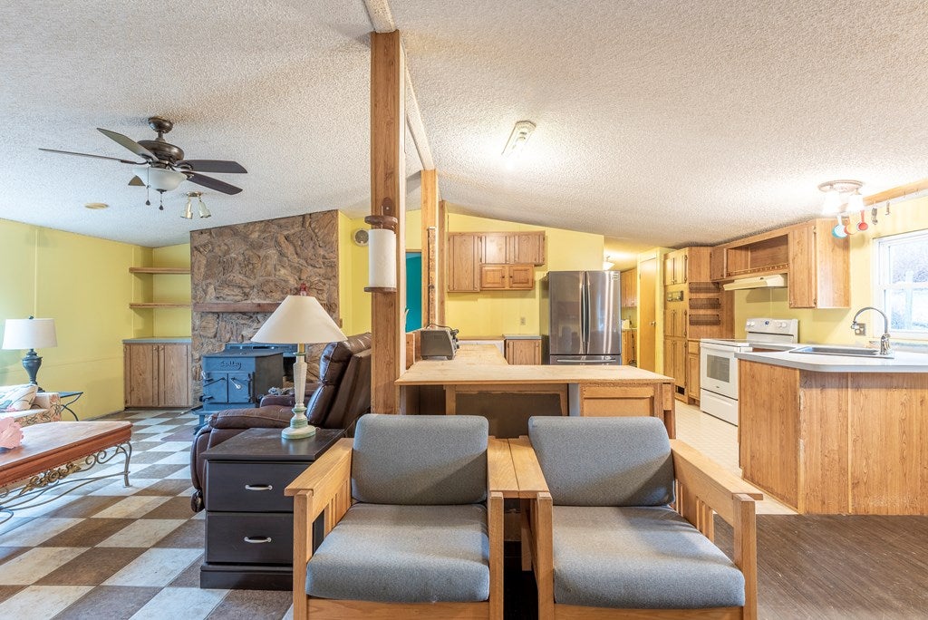 562 Phillippi Hollow Road Atkins, VA 24311 - Photo 20 of 30 Gallery Image 20