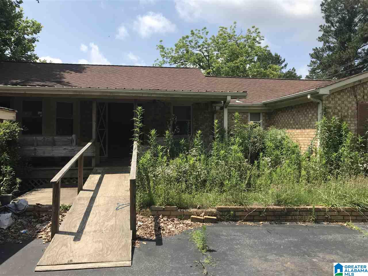 910 County Road 33 Calera, AL 35040 - Photo 2 of 2
