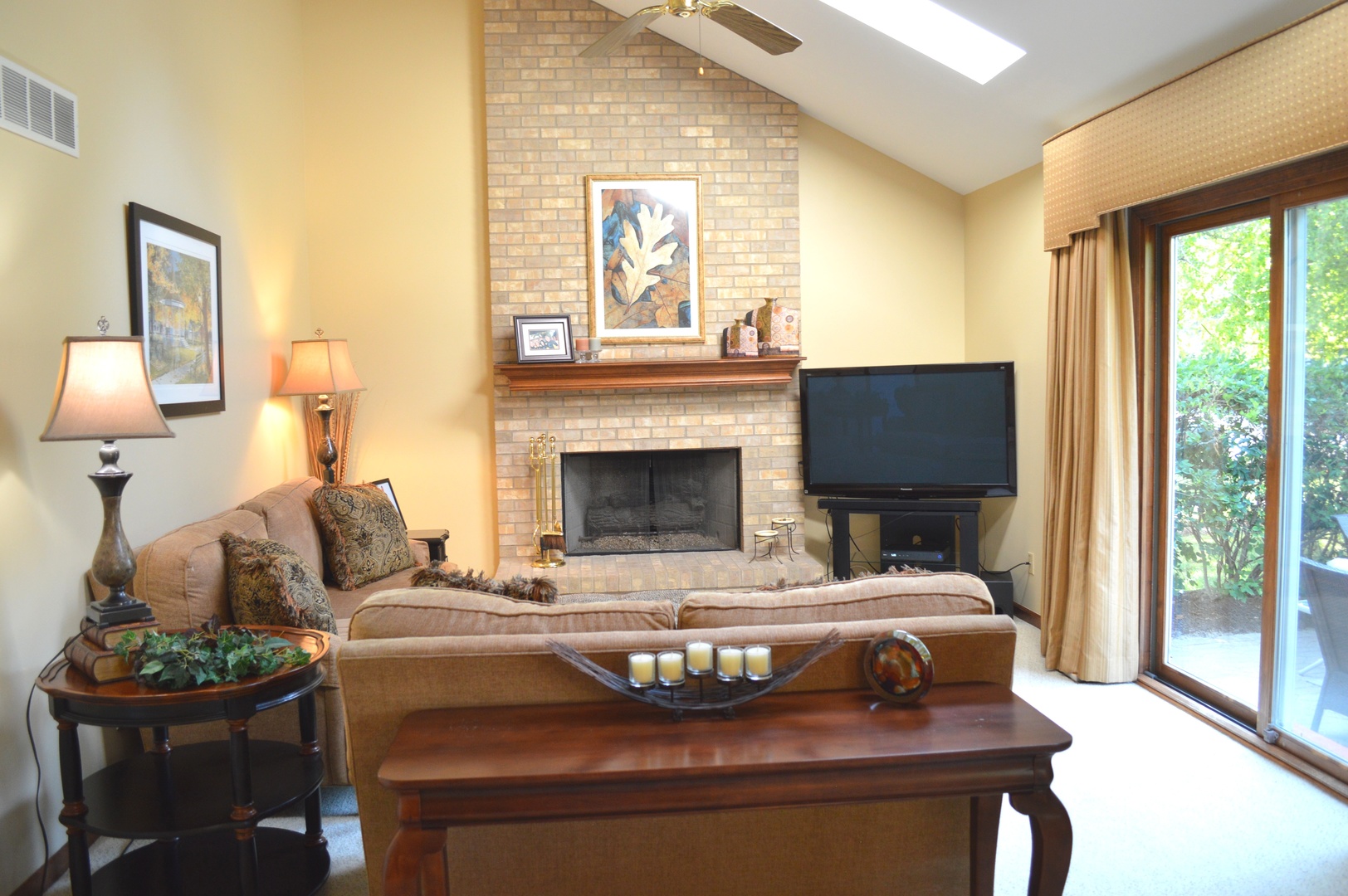 2575 Miller Road Geneva, IL 60134 - Photo 9 of 28