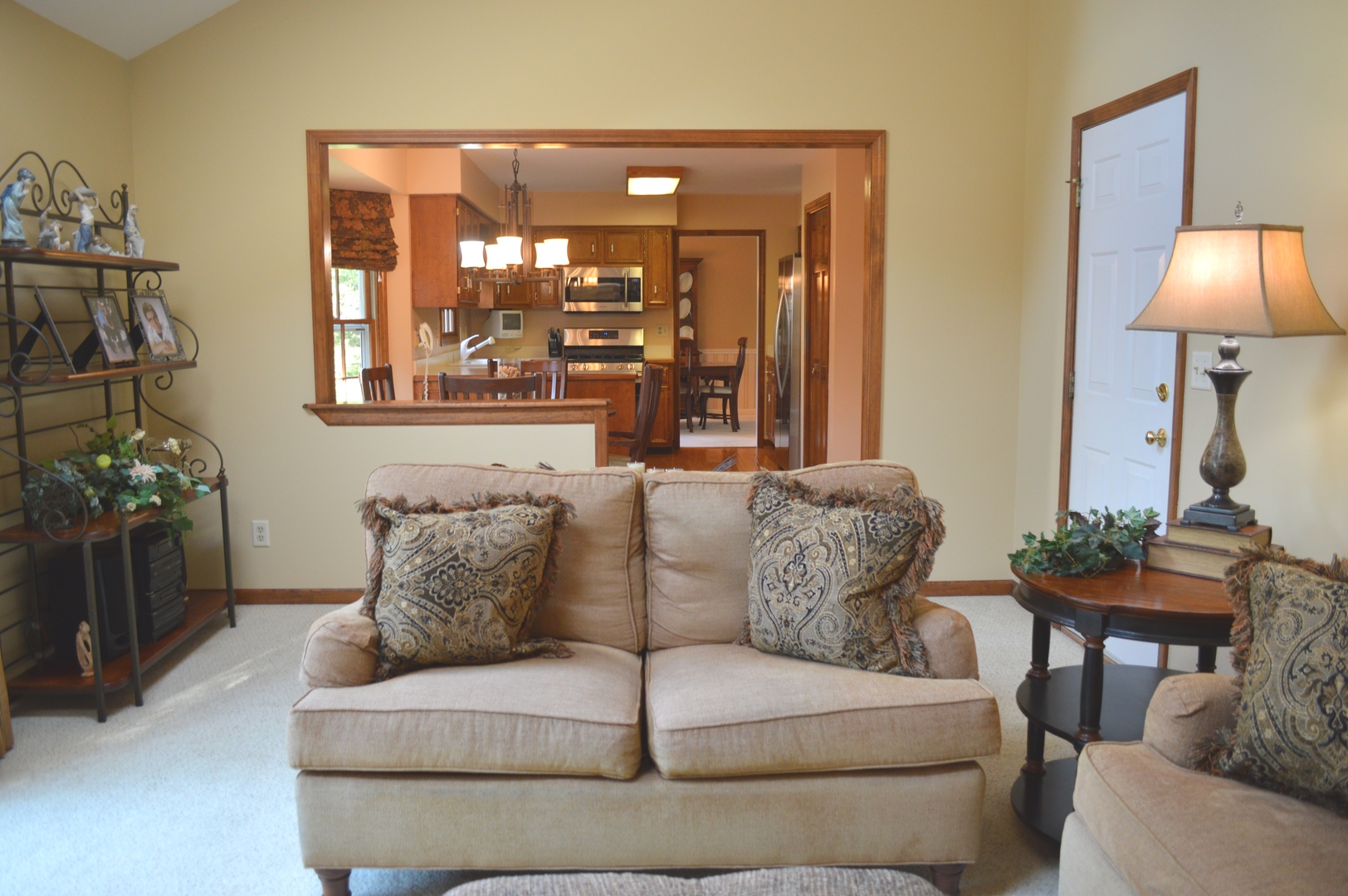 2575 Miller Road Geneva, IL 60134 - Photo 10 of 28