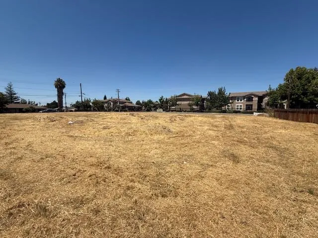 $230,000 | 2350 Wyda Way, Sacramento, CA 95825