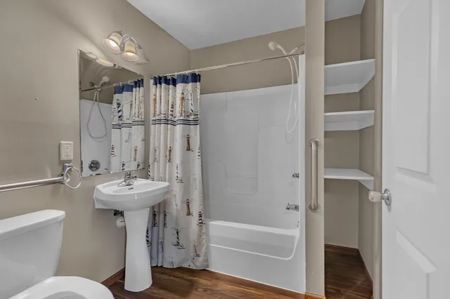 $349,900 | 724 4th Street Northwest, Richmond, MN 56368