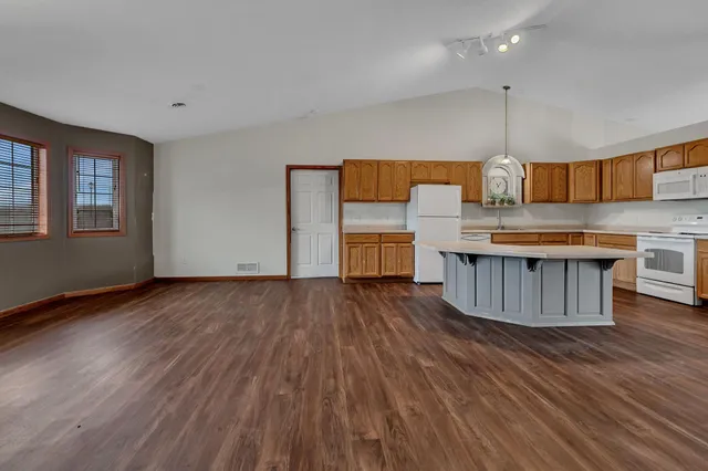 $349,900 | 724 4th Street Northwest, Richmond, MN 56368