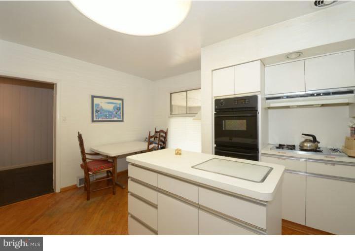 232 Stacey Road Narberth, PA 19072 - Photo 10 of 20 Kitchen