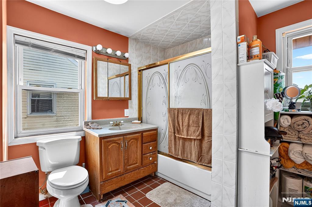 90 7th Street Ridgefield Park, NJ 07660 - Photo 18 of 32 Gallery Image 18