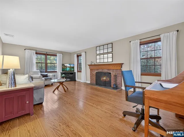 $759,900 | 175 North Island Avenue, Ramsey, NJ 07446