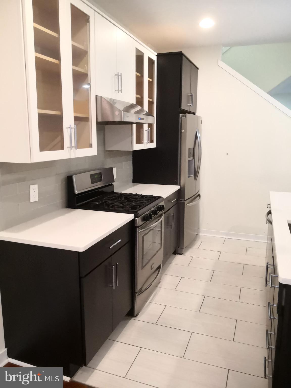 1104 Lemon Street Philadelphia, PA 19123 - Photo 2 of 35