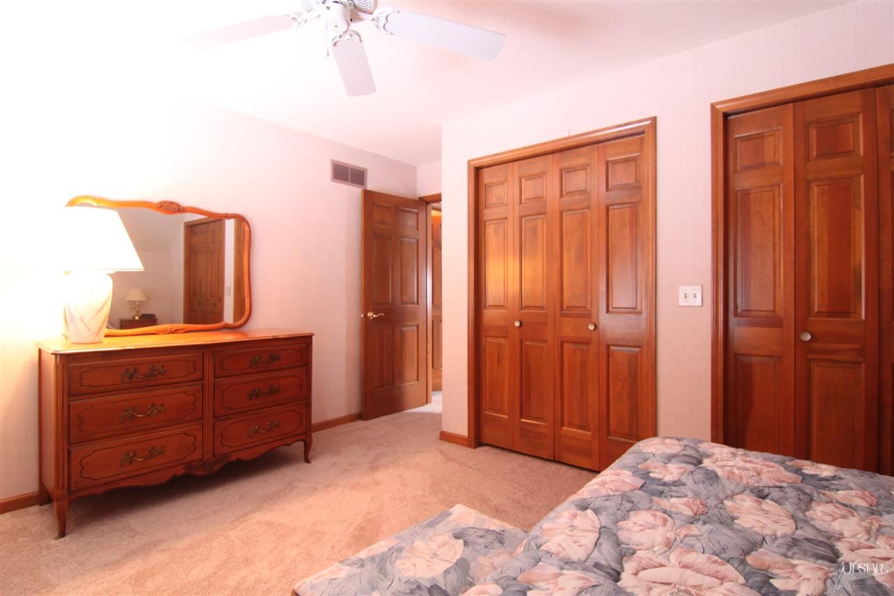5932 Spring Pond Road Fort Wayne, IN 46845 - Photo 20 of 26
