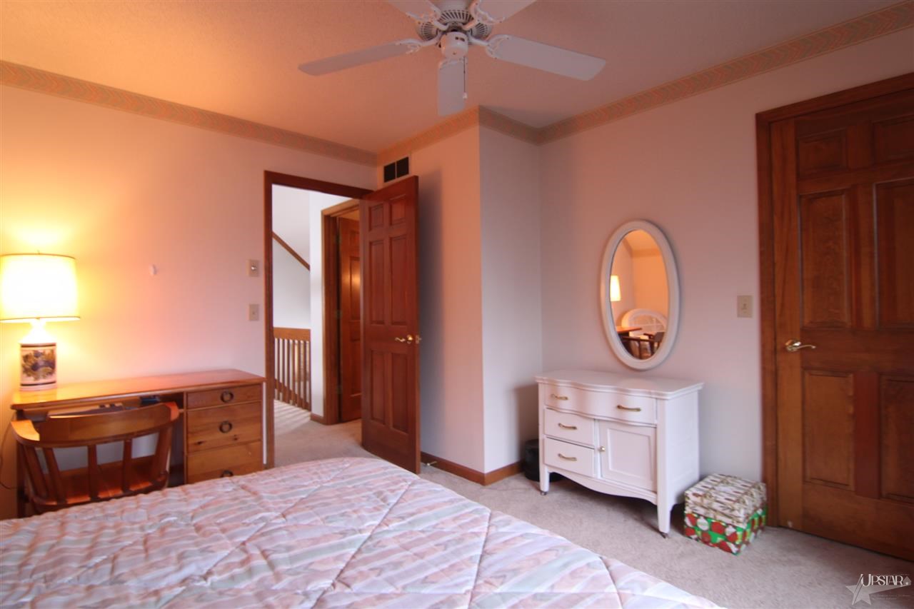 5932 Spring Pond Road Fort Wayne, IN 46845 - Photo 22 of 26