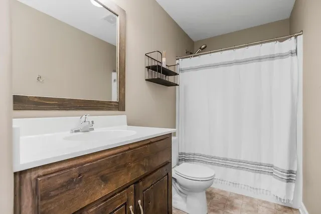 $435,000 | 10115 North McKinley Avenue, Kansas City, MO 64157