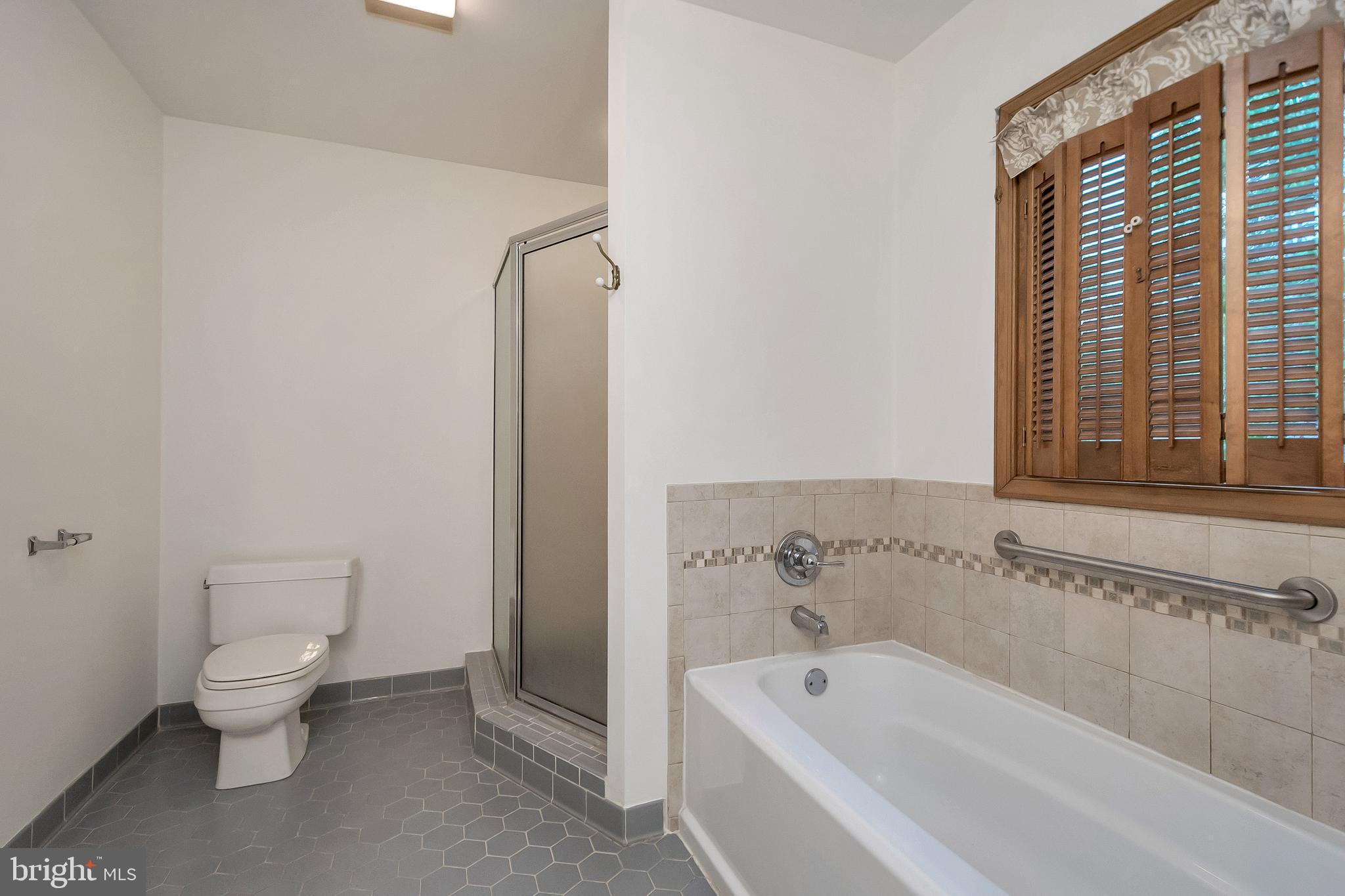 506 Birdie Road Locust Grove, VA 22508 - Photo 17 of 35 Master bath room