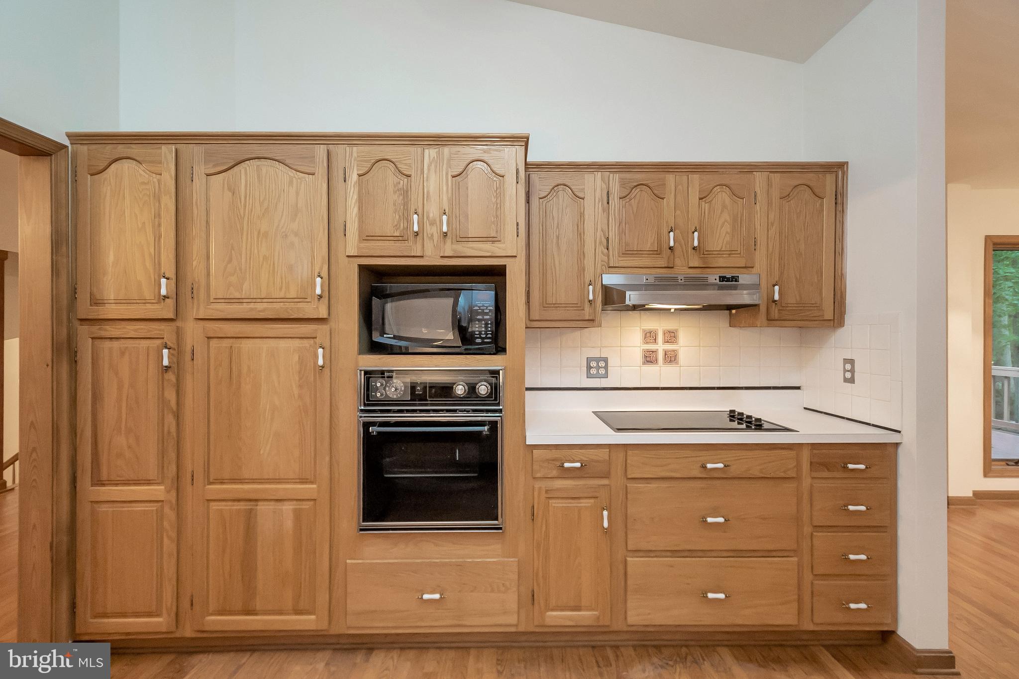 506 Birdie Road Locust Grove, VA 22508 - Photo 8 of 35 Cooking made easy with convenient cabinets