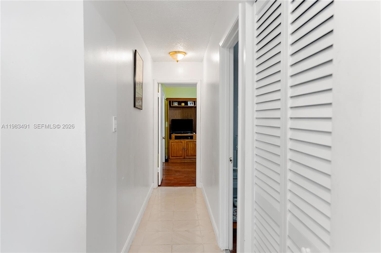 13329 Southwest 113th Place Miami, FL 33176 - Photo 21 of 43 Hallway
